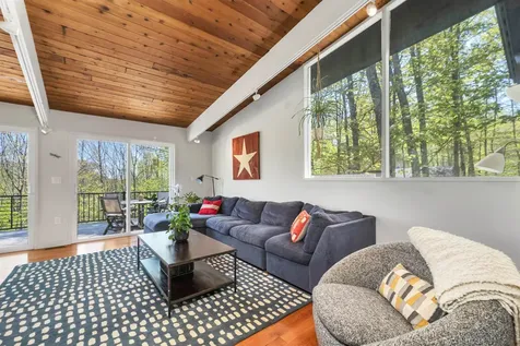 1893 Willard Road Hartford VT 05059