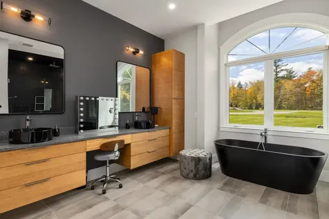 50 Autumn Lane Rye NH 03870