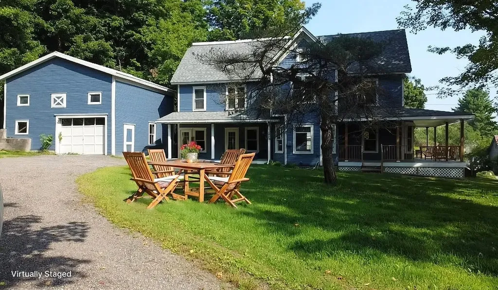 76 Center Street Richford VT 05476