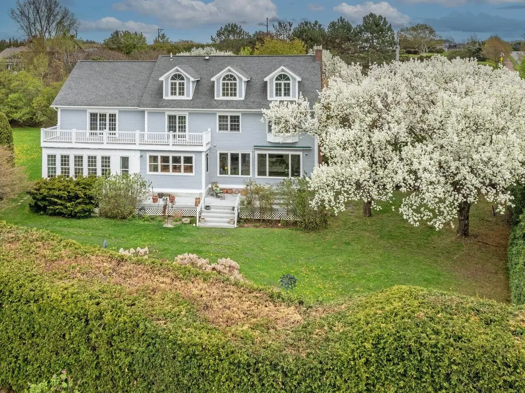 1 Deerfield Drive South Burlington VT 05403