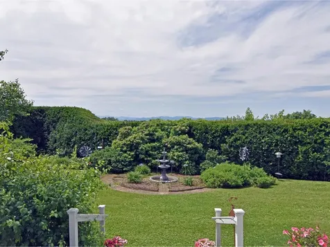 1 Deerfield Drive South Burlington VT 05403