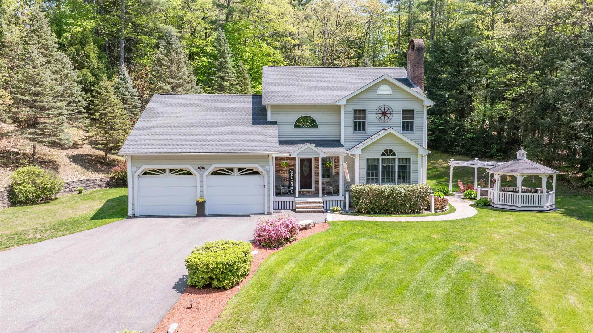 212 Gorham Pond Road Goffstown NH 03045