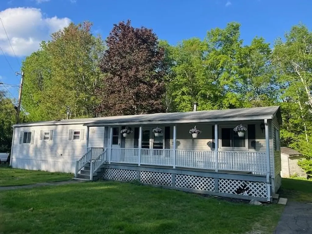 3 Timothy Street Danville NH 03819