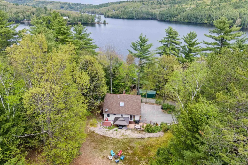 127 Branch Road Weare NH 03281