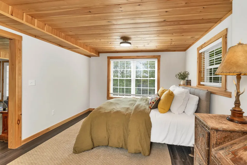 59 Scott Drive Alton NH 03810