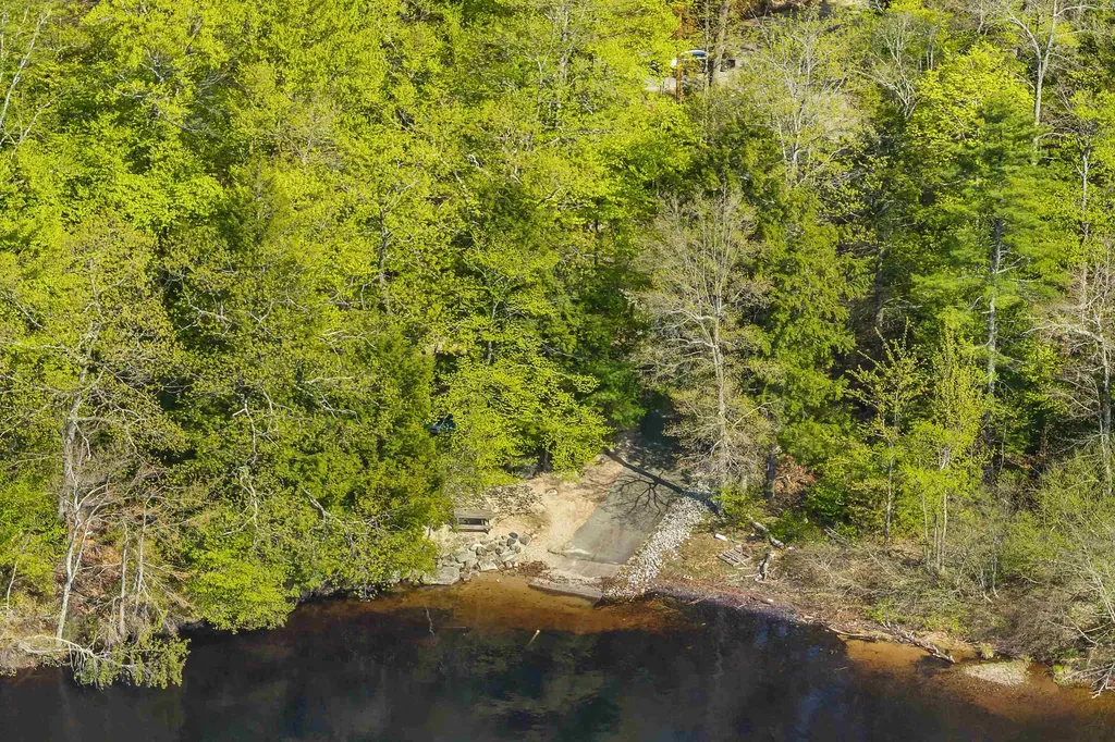 59 Scott Drive Alton NH 03810