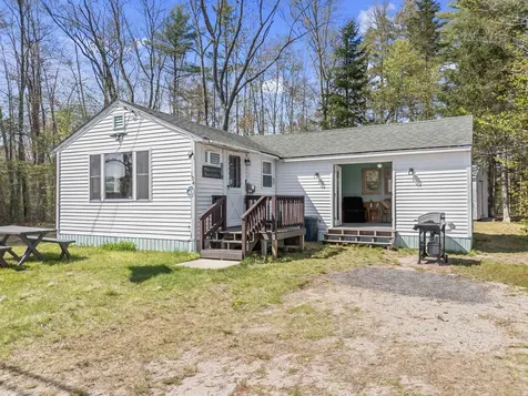 104 Bailey Road Effingham NH 03882