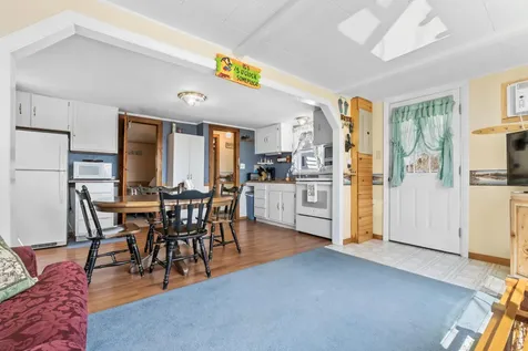104 Bailey Road Effingham NH 03882