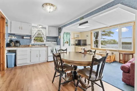104 Bailey Road Effingham NH 03882