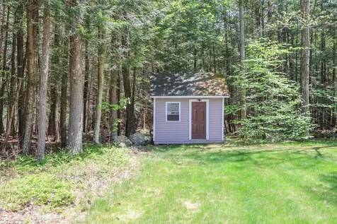28 Benjamin Drive Goffstown NH 03045