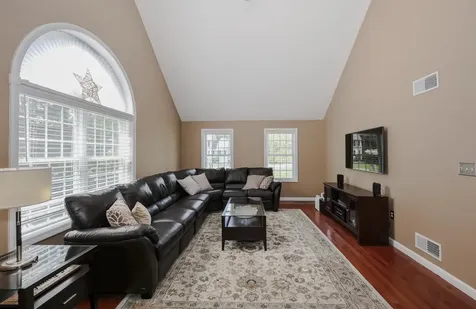 28 Benjamin Drive Goffstown NH 03045