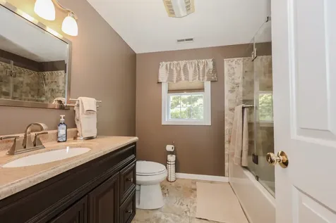 28 Benjamin Drive Goffstown NH 03045