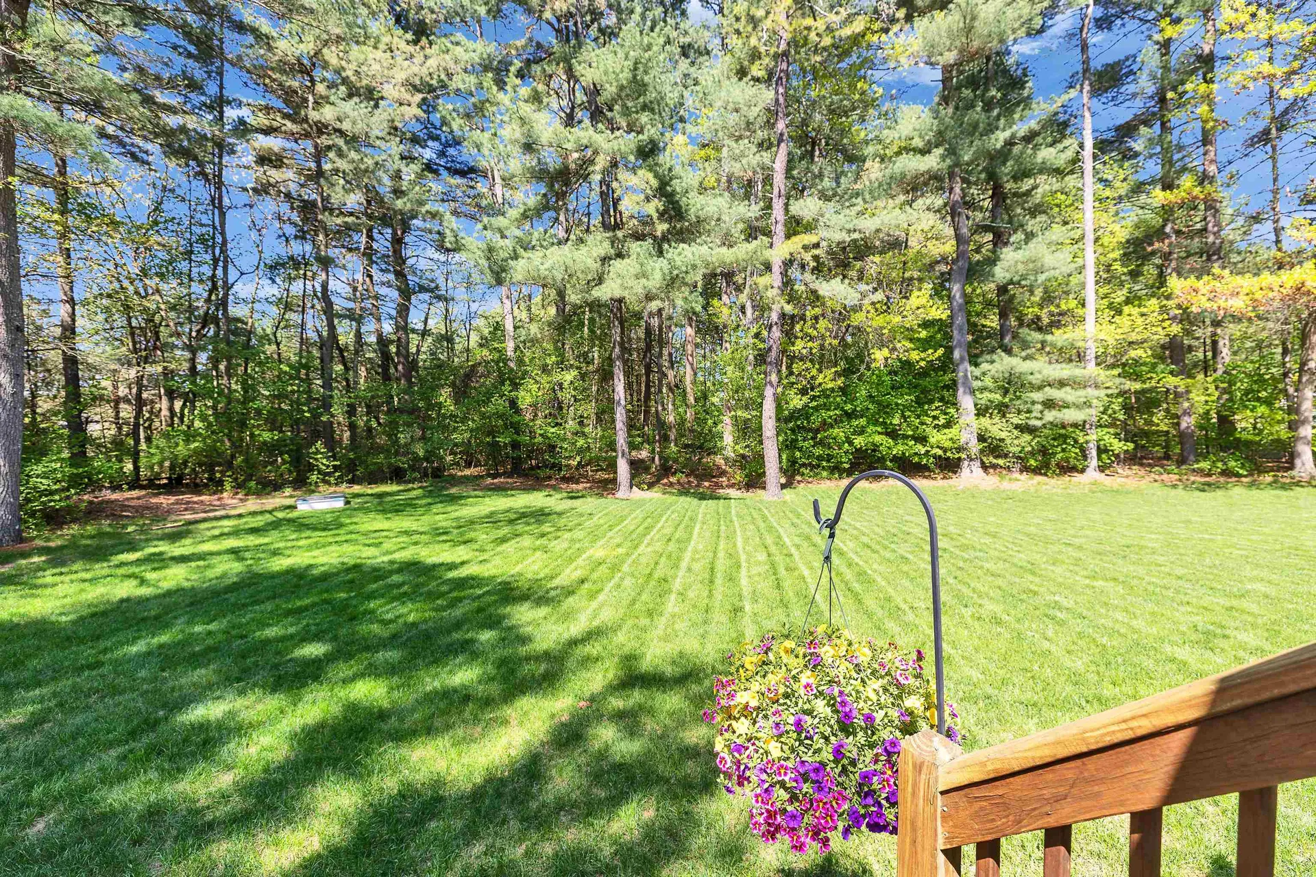 3 Pondview Drive Litchfield NH 03052