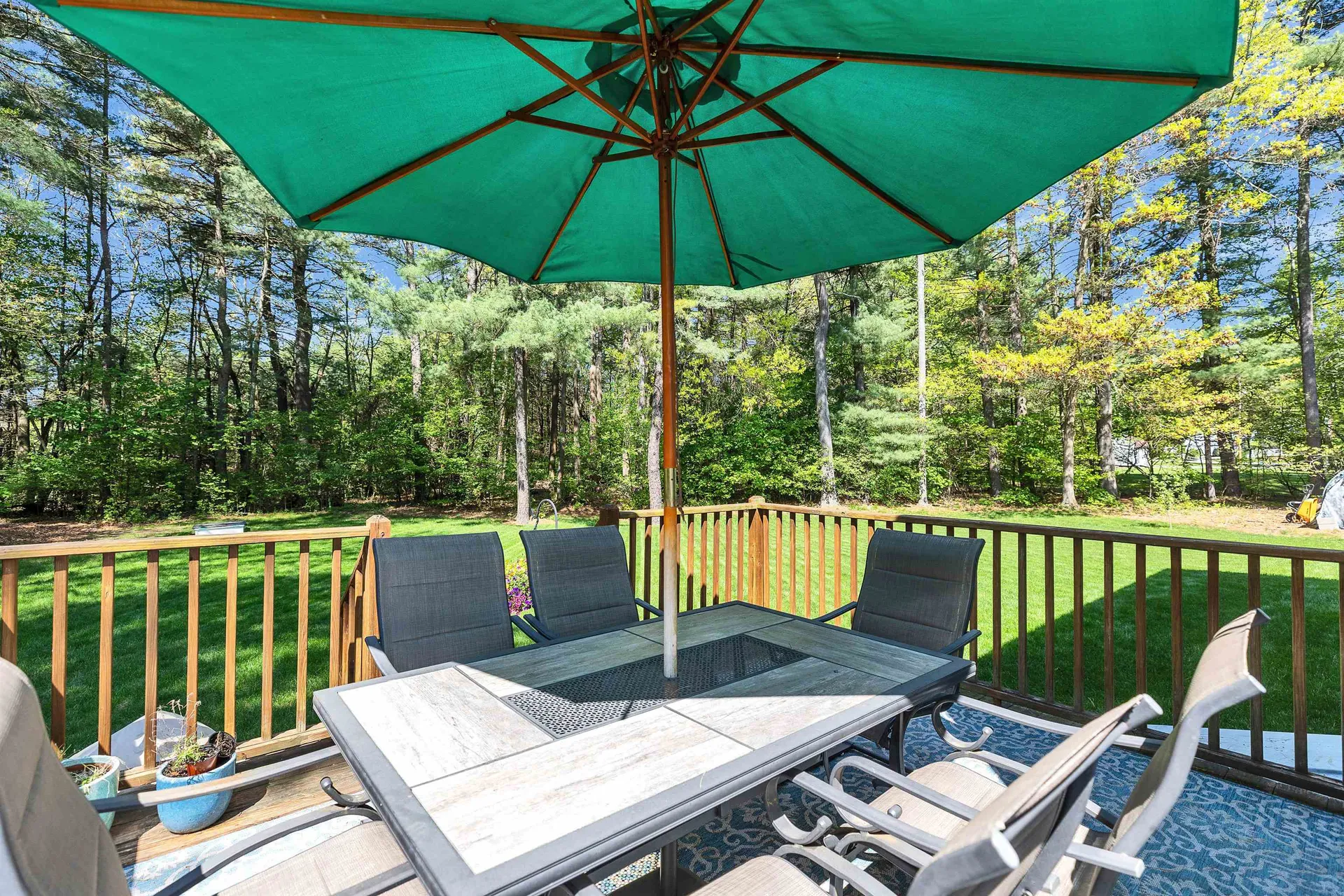 3 Pondview Drive Litchfield NH 03052