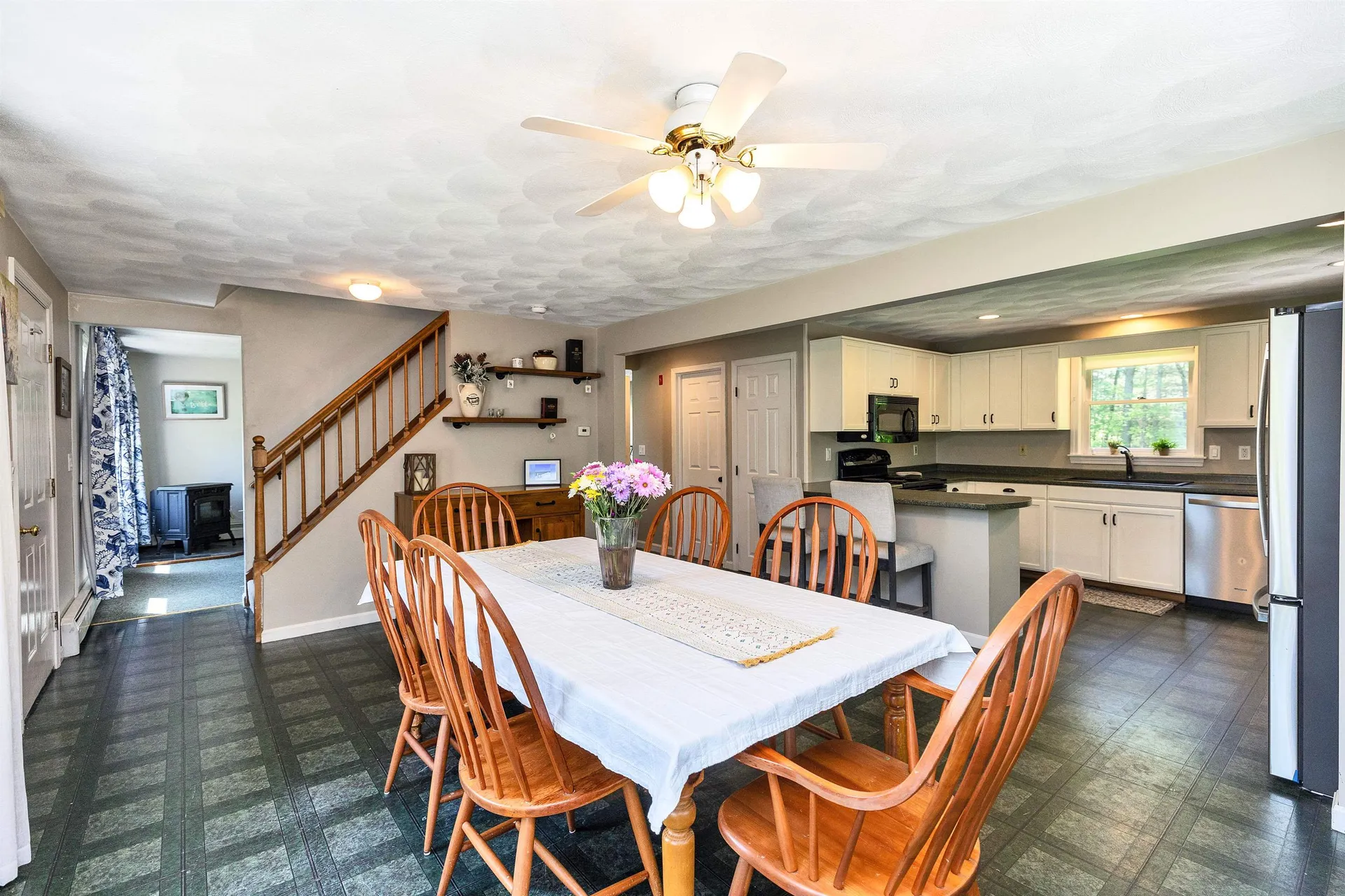 3 Pondview Drive Litchfield NH 03052