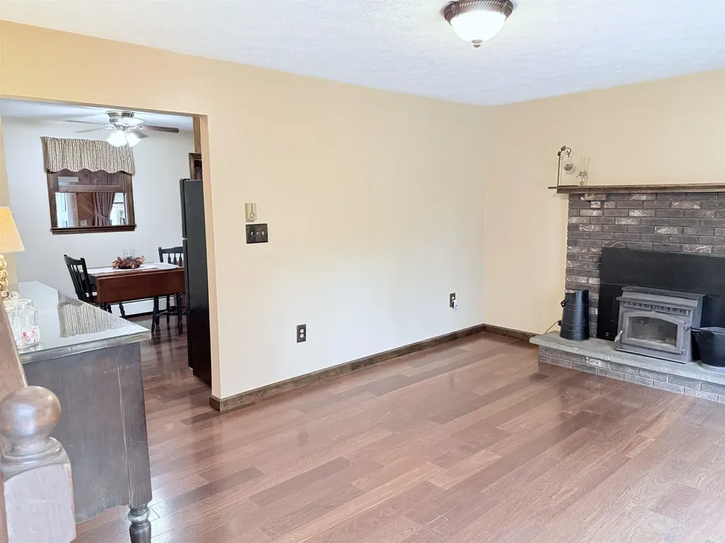 195 Corning Road Manchester NH 03109