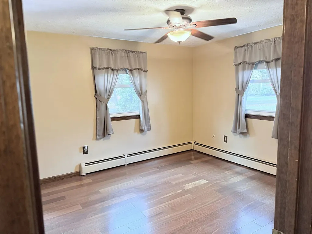 195 Corning Road Manchester NH 03109