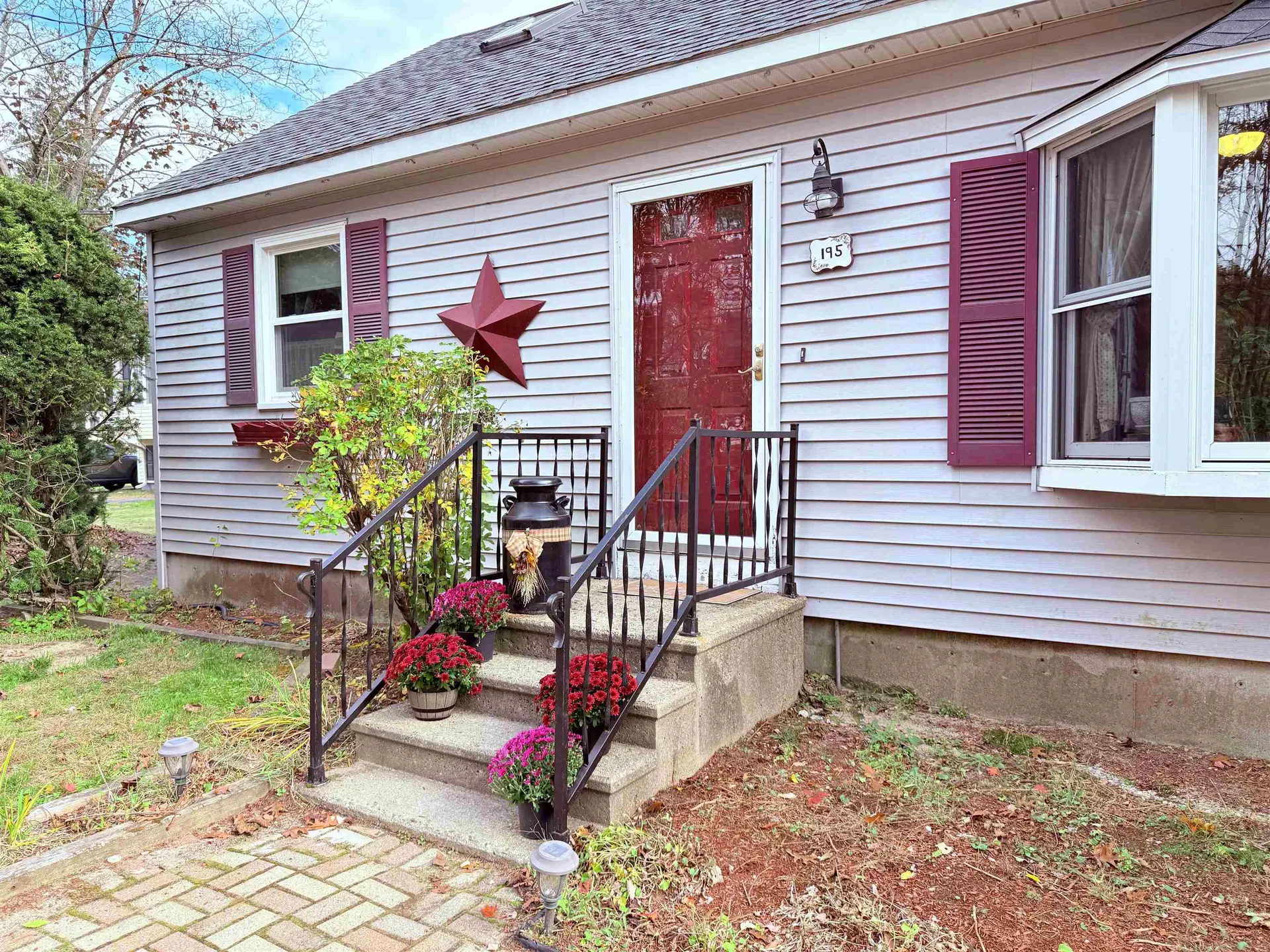 195 Corning Road Manchester NH 03109