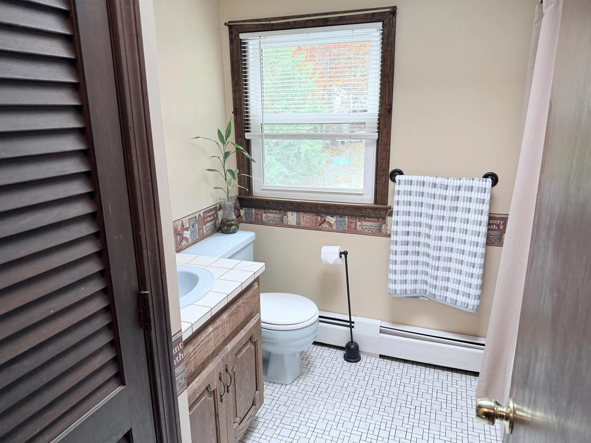 195 Corning Road Manchester NH 03109