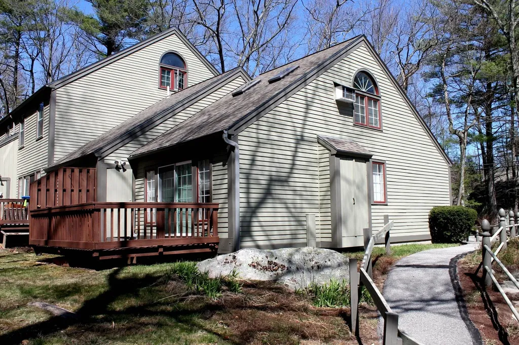 1465 Hooksett Road Hooksett NH 03106