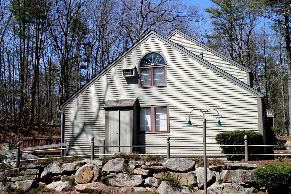 1465 Hooksett Road Hooksett NH 03106