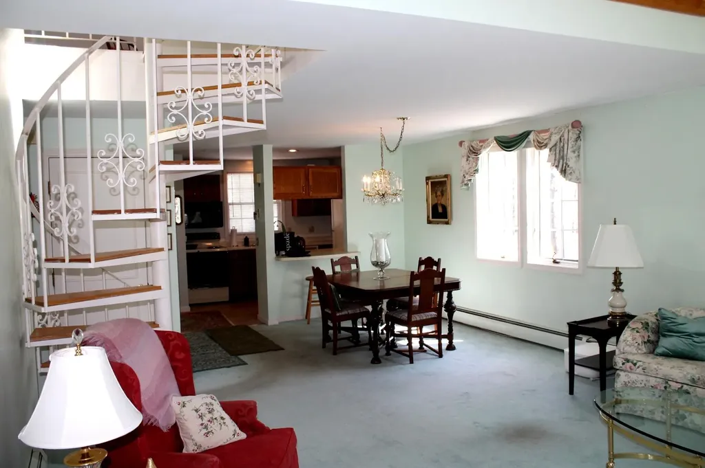 1465 Hooksett Road Hooksett NH 03106