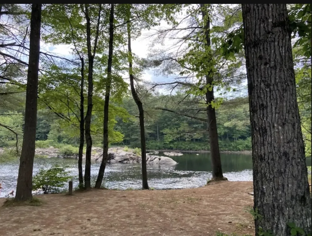 820 Old Bristol Road New Hampton NH 03256