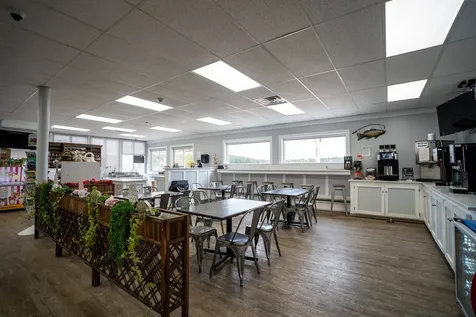 225 Governor Wentworth Highway Tuftonboro NH 03853