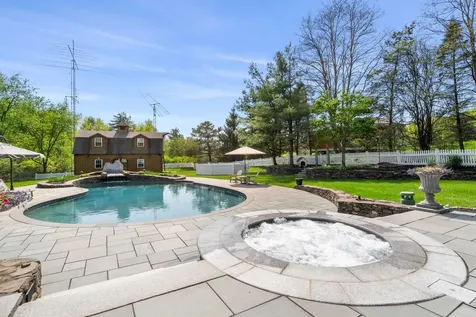 76 Joppa Hill Road Bedford NH 03110