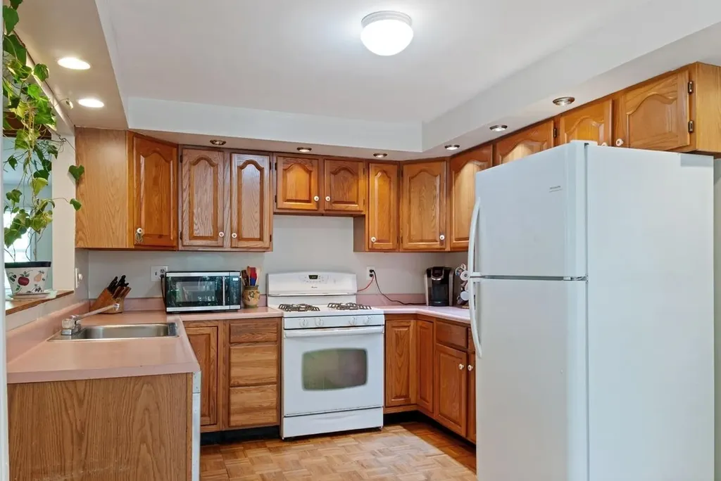 25 Vail Road Barnstead NH 03225