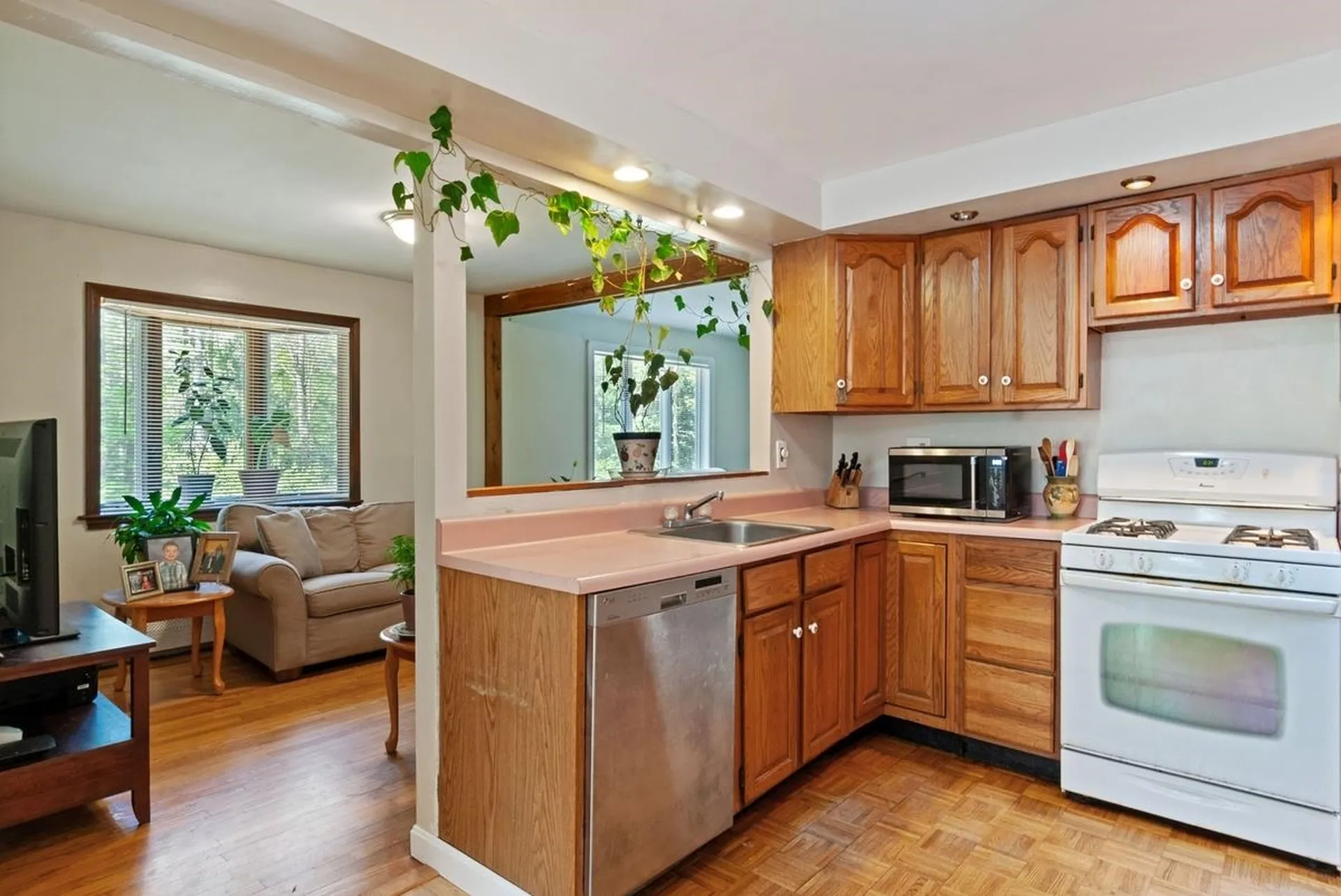 25 Vail Road Barnstead NH 03225