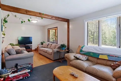 25 Vail Road Barnstead NH 03225