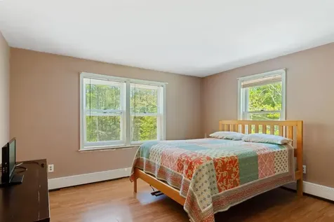 25 Vail Road Barnstead NH 03225