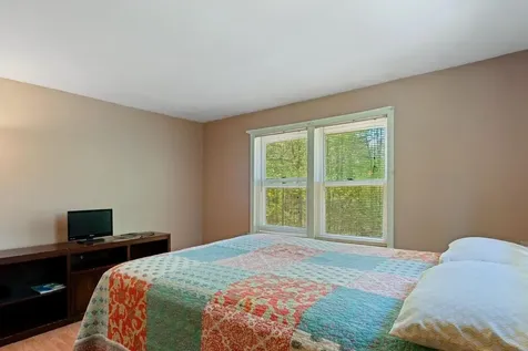 25 Vail Road Barnstead NH 03225