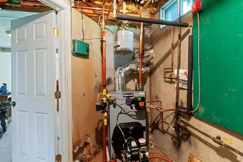 25 Vail Road Barnstead NH 03225