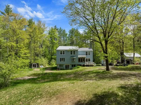 25 Vail Road Barnstead NH 03225