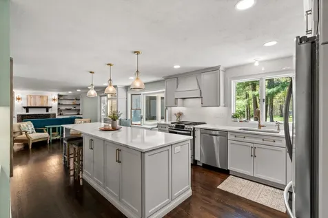 27 Saint Cyr Drive Hampton NH 03842