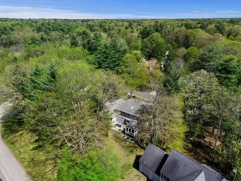 27 Saint Cyr Drive Hampton NH 03842