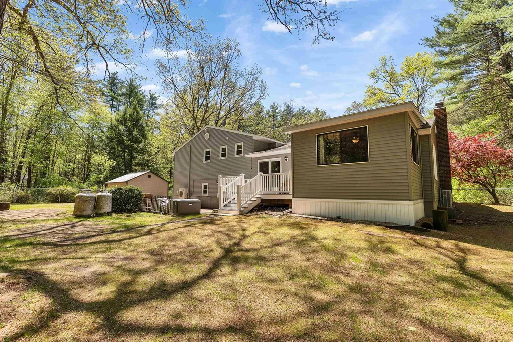 145 Hillcrest Road Litchfield NH 03052