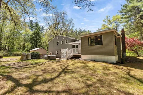 145 Hillcrest Road Litchfield NH 03052