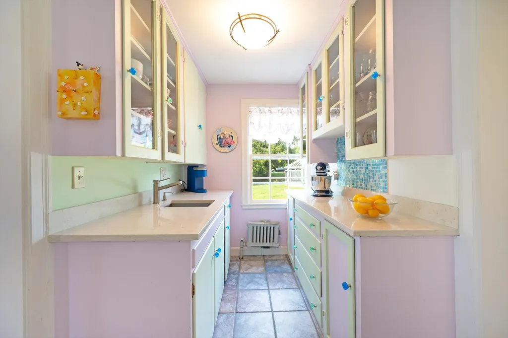 135 Bellevue Avenue Rutland City VT 05701