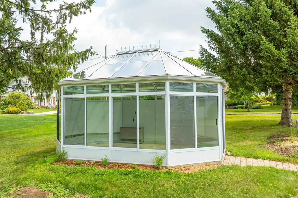 135 Bellevue Avenue Rutland City VT 05701