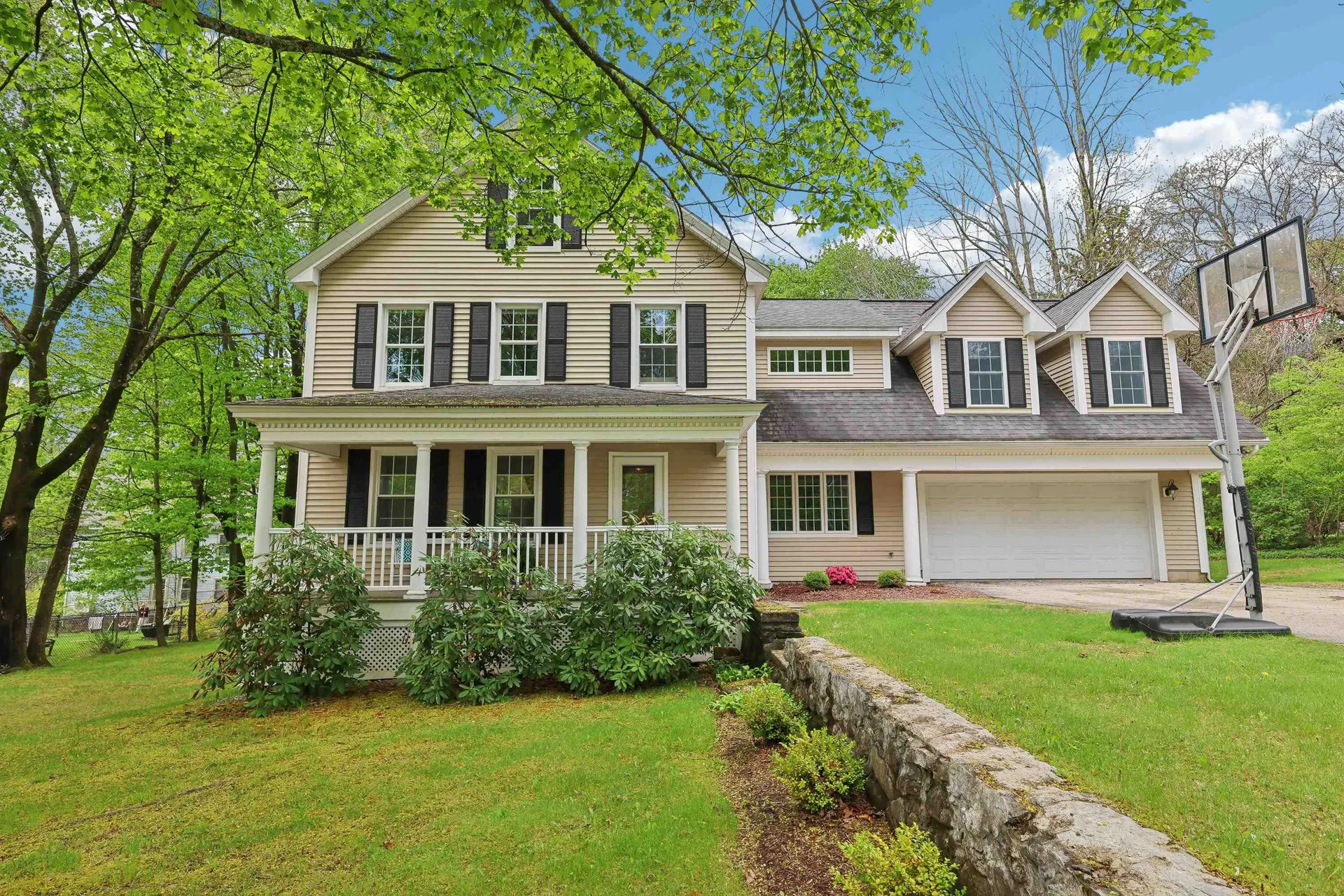 5 Sullivan Avenue Salem NH 03079