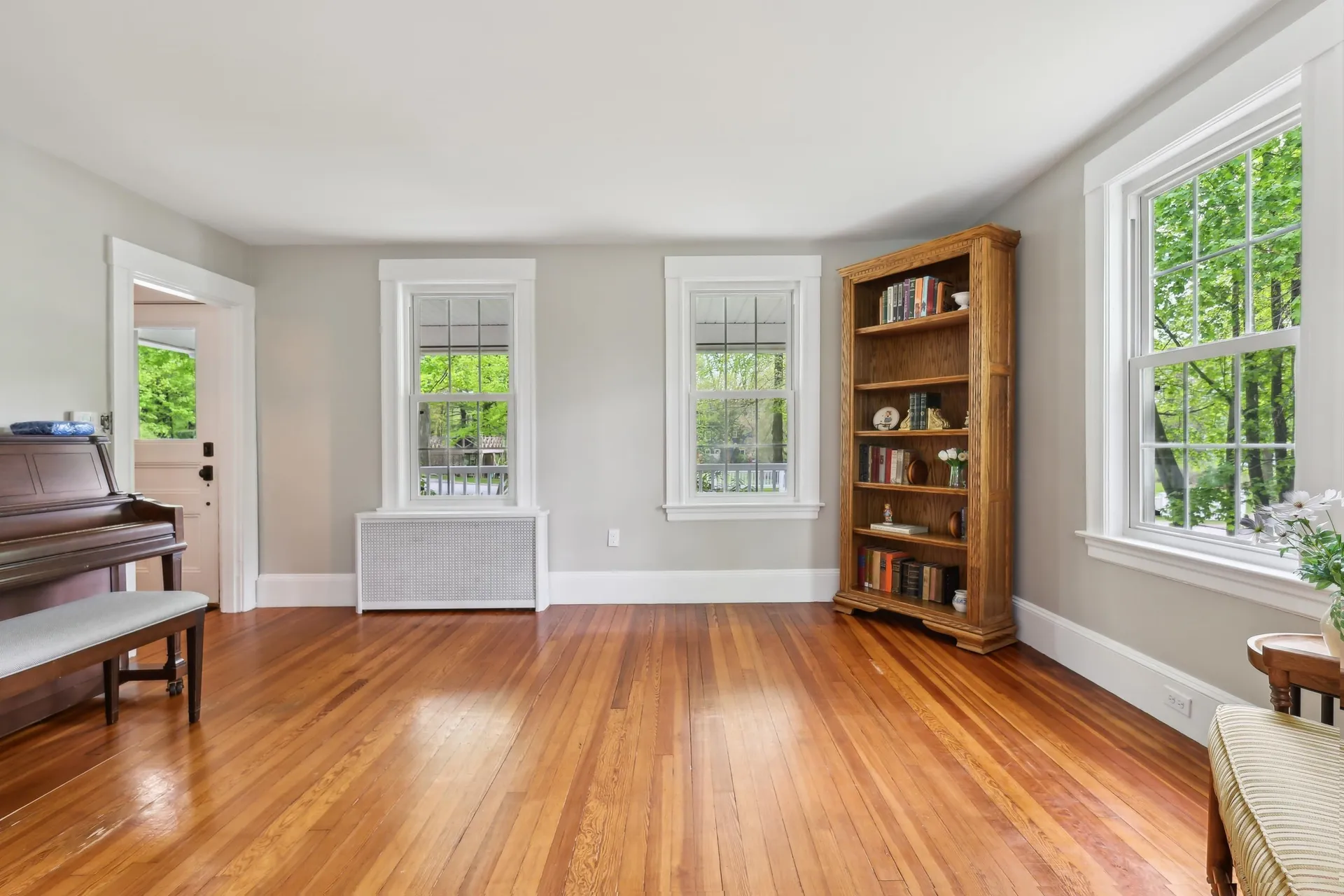 5 Sullivan Avenue Salem NH 03079