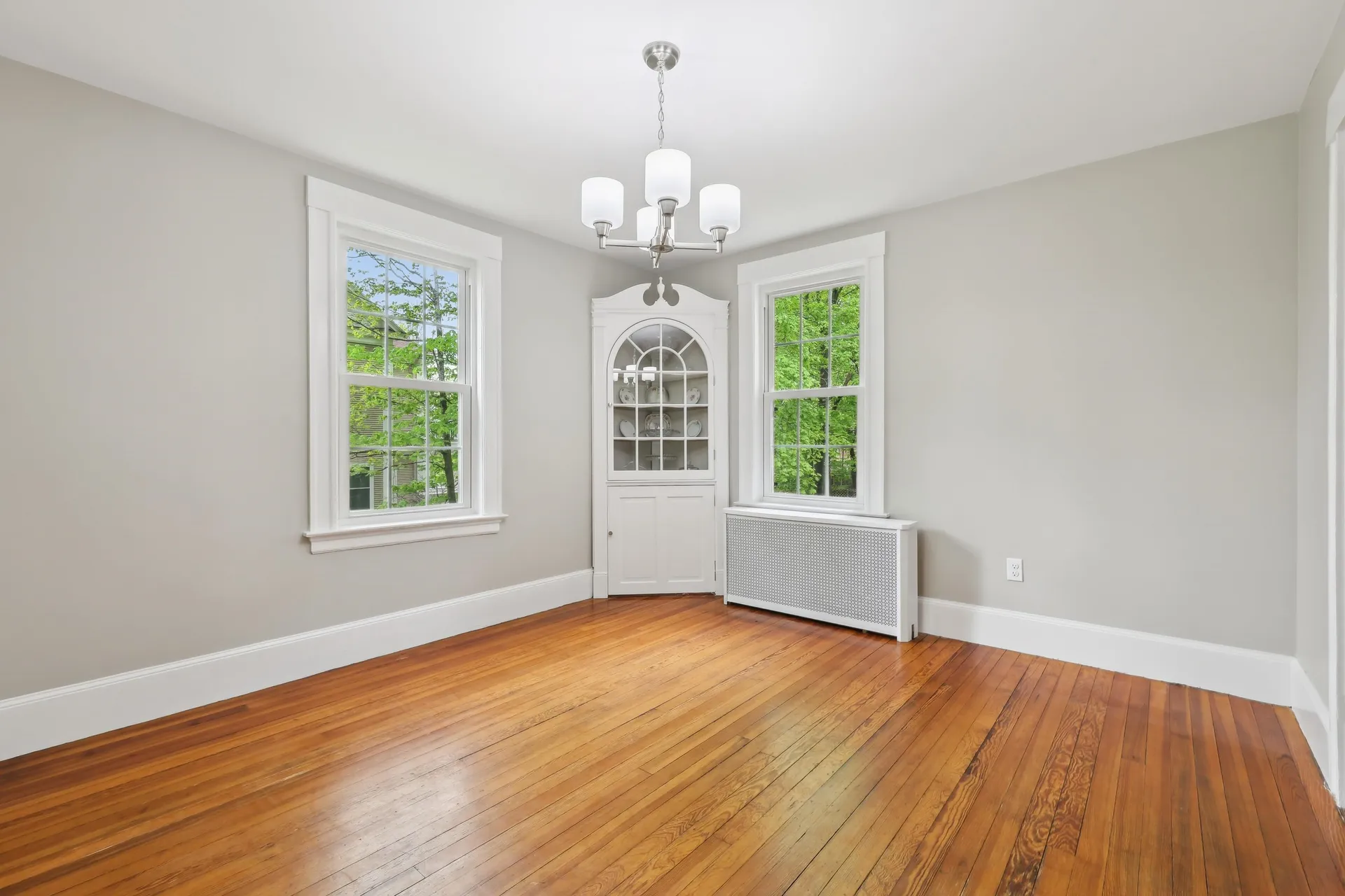 5 Sullivan Avenue Salem NH 03079