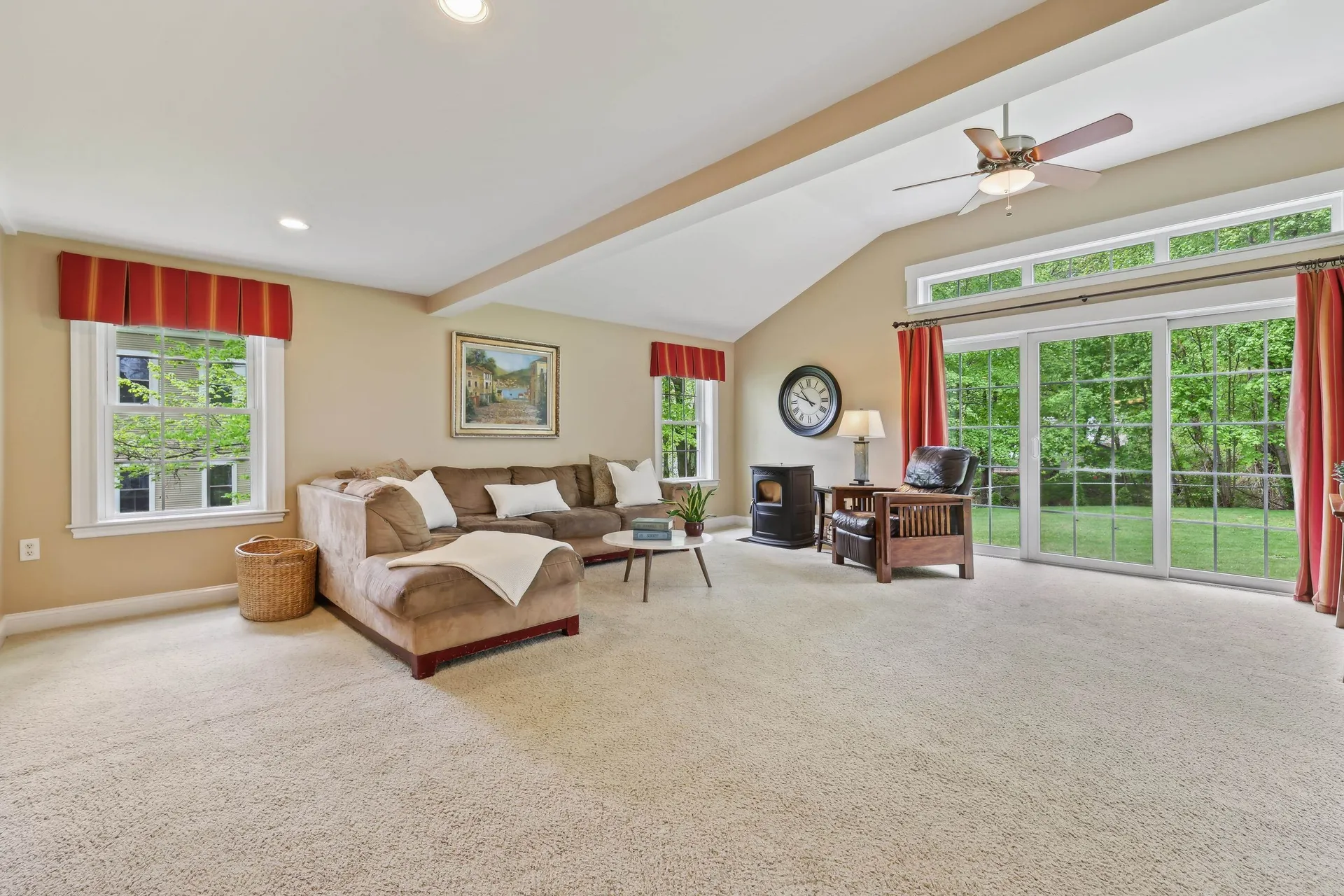 5 Sullivan Avenue Salem NH 03079