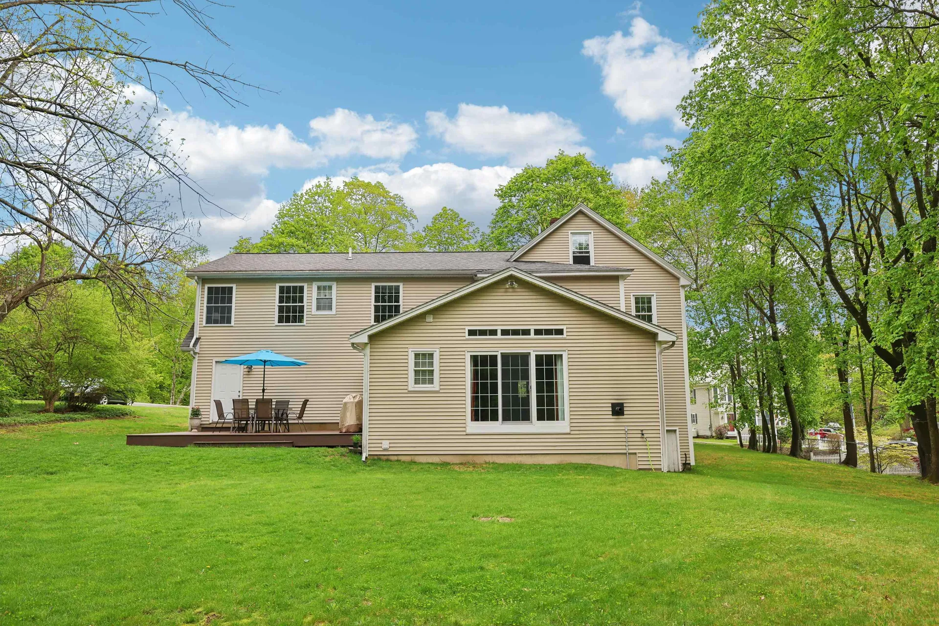 5 Sullivan Avenue Salem NH 03079