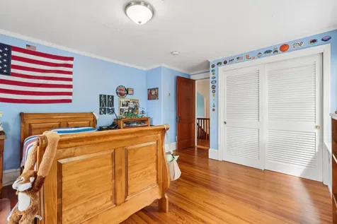 5 Sullivan Avenue Salem NH 03079