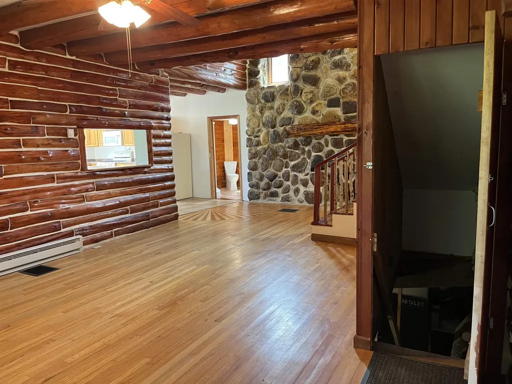 1039 Noyestar Road Walden VT 05843