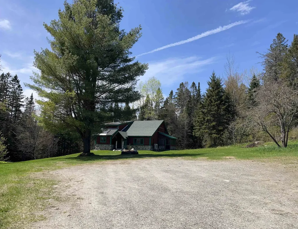 1039 Noyestar Road Walden VT 05843